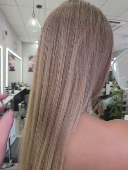 Peluqueria & barberia Art i Mans