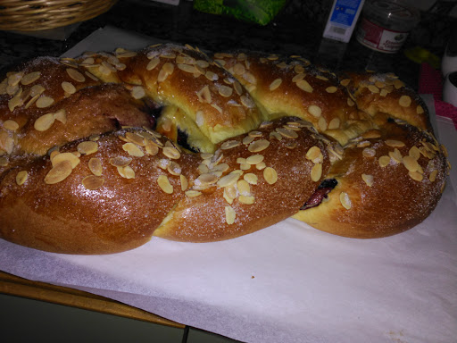 PANADERÍA-PASTELERÍA Adrián y Pepi. - Thumbnail