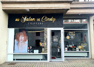 Photo n°21 de Au salon de Cindy à Avanne-Aveney (Salon de coiffure)