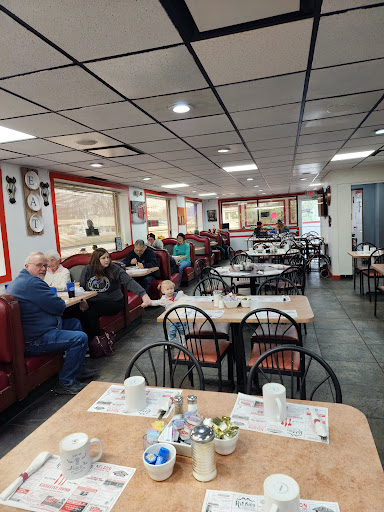 Rochester dining - Thumbnail