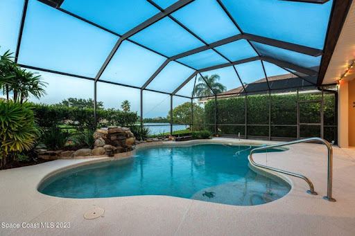 Silvia Mozer | REALTOR Gallery - United States