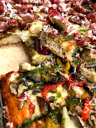 Photo n°6 de Rana Pizza à Saint-Geniès-de-Fontedit (Pizzas à emporter)