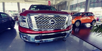 Photos of Nissan Pre-Owned Showroom