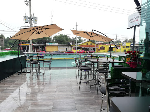 Carú Restaurant-Terraza & Bar