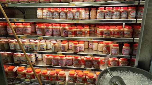 Koreana Plaza Market Oakland