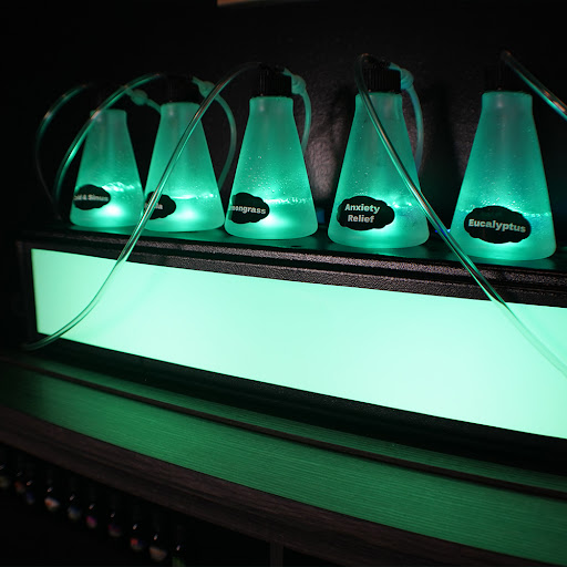 Uplift Oxygen Lounge - Thumbnail
