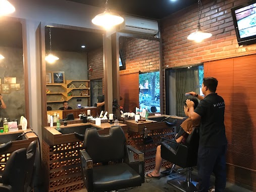 Mansion Barber Shop, Author: Ias Naibaho