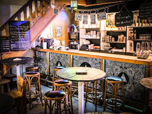 Photo n°43 de La Tour des Villains de Montsaugeon à Le Montsaugeonnais (Salle de spectacles)