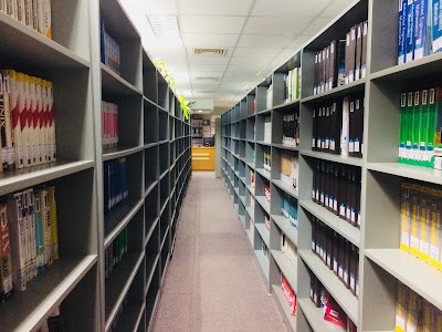 Photos of SLIIT Library