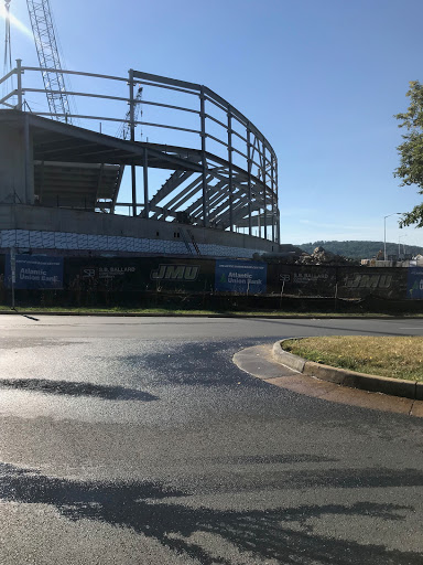 University Blvd. @ Atlantic Union Bank Center