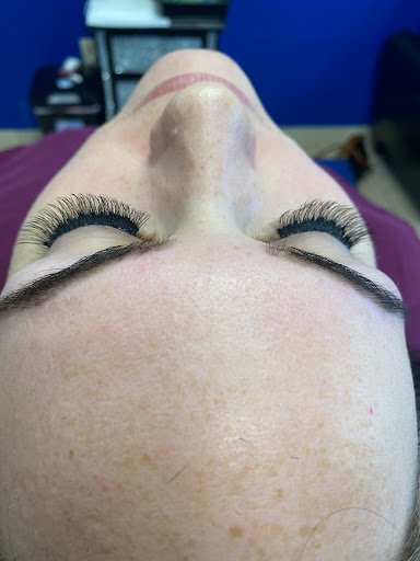 Threading Beauty - Thumbnail