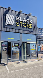 Photo n°8 de BLACKSTORE Boé à Boé (Magasin de vêtements pour jeunes)