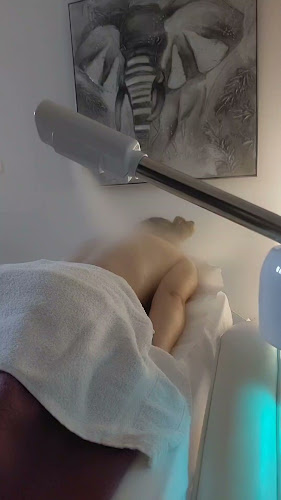 Recenzije INFINITY T.I.M. frizersko-kozmetički salon u Vinkovci - Brijačnica