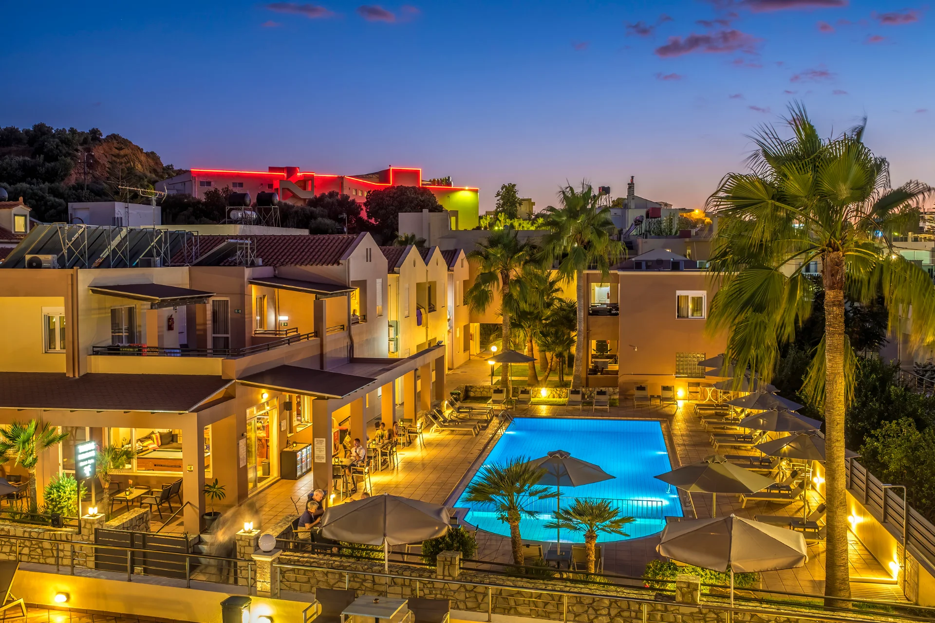 Theos Holidays Apartments