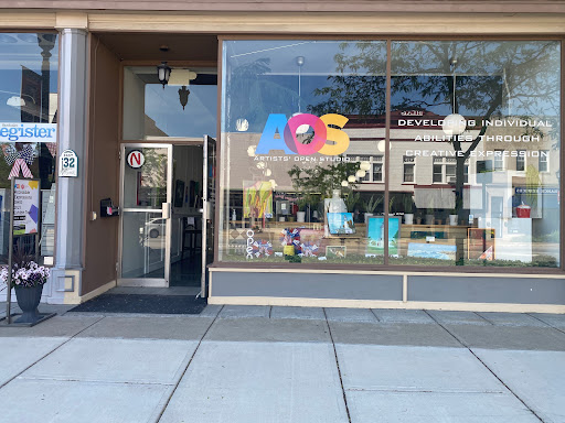 Artists Open Studio - Visual
