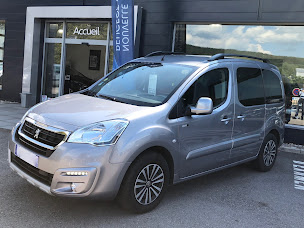 Photo n°12 de Garage Bichotte PEUGEOT Pouxeux à Pouxeux (Vendeur de voitures d'occasion)