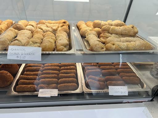 D’Lilly Cuban Bakery, Apopka, FL
