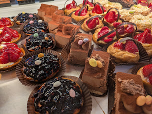 Photo n°1 de Le Fournil des Cardabelles - Boulangerie, Pâtisserie, Snacking à La Cavalerie (Salon de thé)