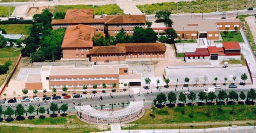 I.E.S. Puerta de Cuartos
