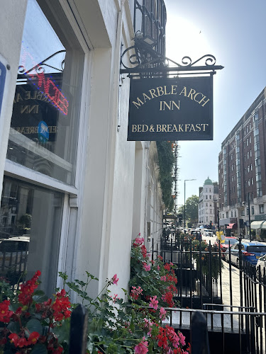 Marble Arch Inn - Hotel