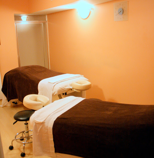 Zina's Day Spa & Salon of Canton, Baltimore Maryland - Thumbnail
