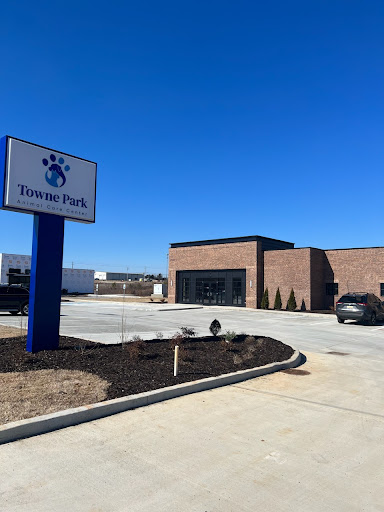 Towne Park Animal Care Center