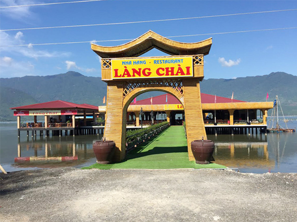 Lang Chai Lang Co Seafood Restaurant