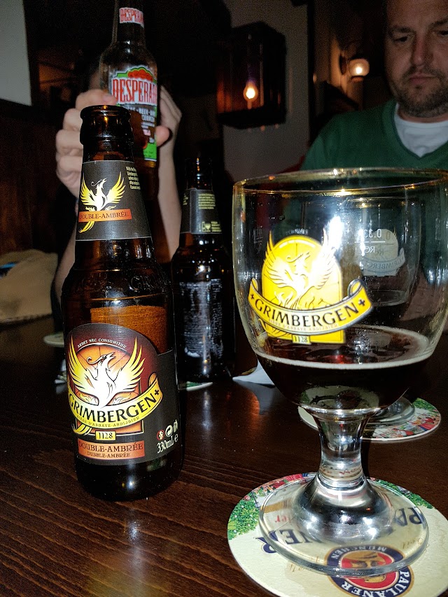 Collin's Irish Tavern