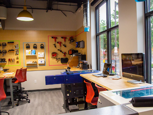 Castlewood Makerspace (Arapahoe Libraries)