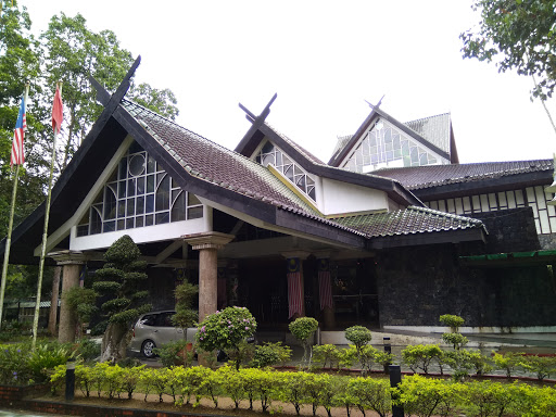 Worth A Visit Galeria Perdana Langkawi Traveller Reviews Tripadvisor