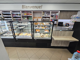 Photo n°10 de S.A.S Station Paquiry Champ Borne - Station-Service Engen Champ Borne à Saint-André (Station-service)