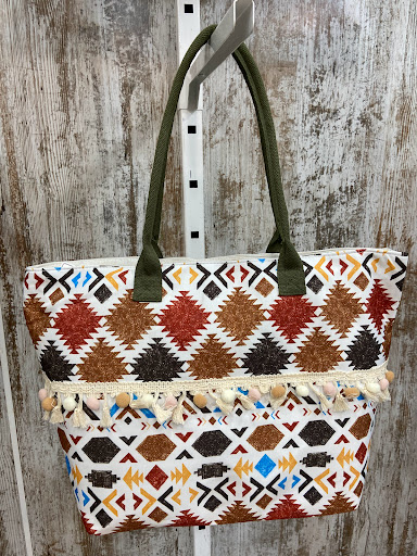 Jazmin BH - Thumbnail