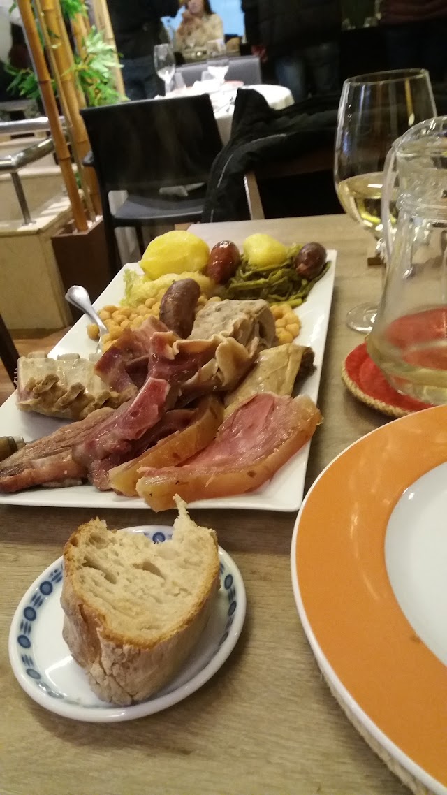 Restaurante Cabanas su carta de comidas