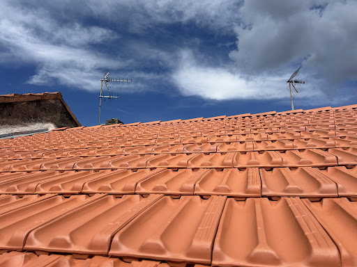 Photo de LK Couverture à Cenon (33150)