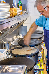 Photo n°45 de Crêperie restaurant La Goélette à Baden (Restaurant)