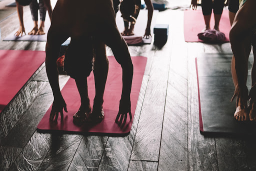 Hot Yoga Om - Thumbnail