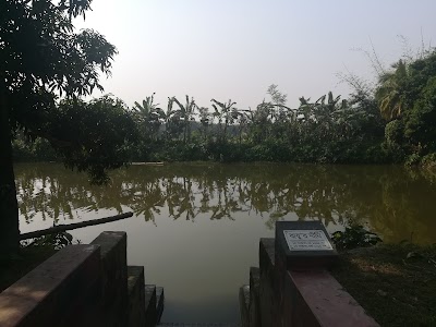 Photos of Babus Deeghee