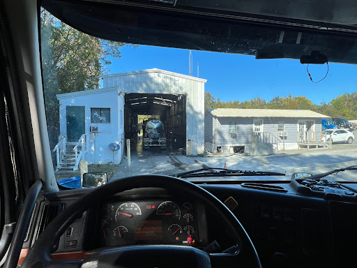 J Diamond Truck Wash - Thumbnail