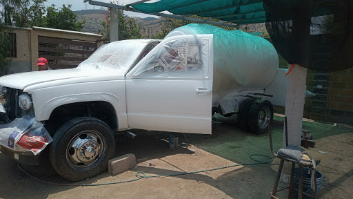 Hojalatería y pintura tlacuache