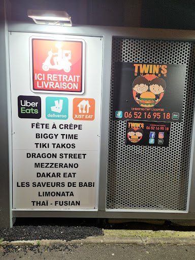 Photo 1 - Dragon Street - Burger Temple