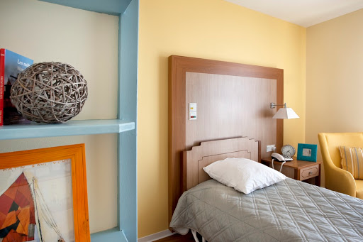 Photo de EHPAD Le Mont des Landes à Bussac-Forêt (17210)