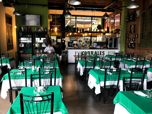 Restaurant Parrilla De Los Corrales