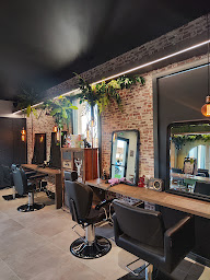 Photo n°2 de Le 88 Comptoir du cheveu à Nieul-sur-Mer (Salon de coiffure)