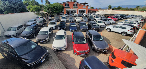 Car Dealer De Caria Motors Reggio Calabria - Thumbnail
