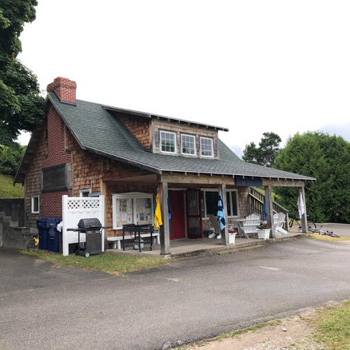 Leland Yacht Club - Thumbnail