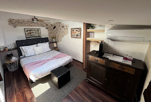 Photo n°3 de Lou Mistral à Moustiers-Sainte-Marie (Chambre d'hôtes)