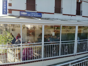 Photo n°14 de Chalet De La Marine à Migennes (Café)
