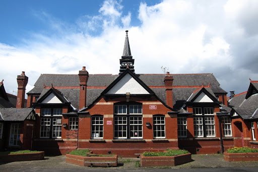 Reddish Hall School - Visual