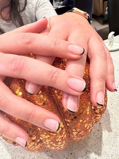 Ruby Nails in Chicago - Thumbnail