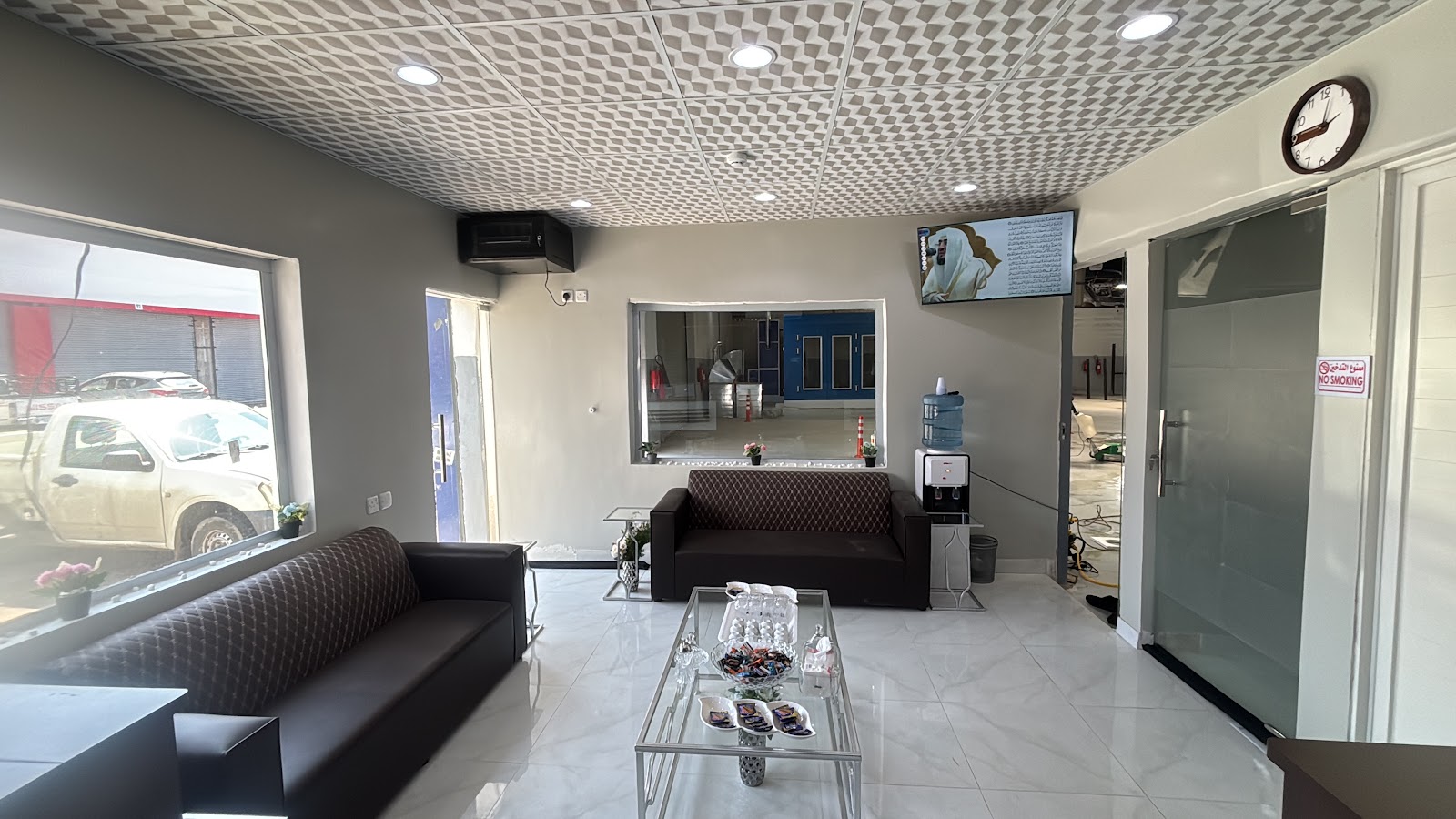 مركز الريادة والإجادة لصيانة السيارات - صورة 3